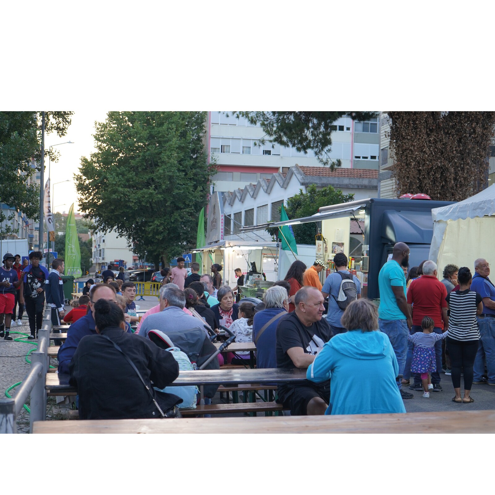 Inscreva a sua associação ou o seu estabelecimento comercial para as Noites no Parque