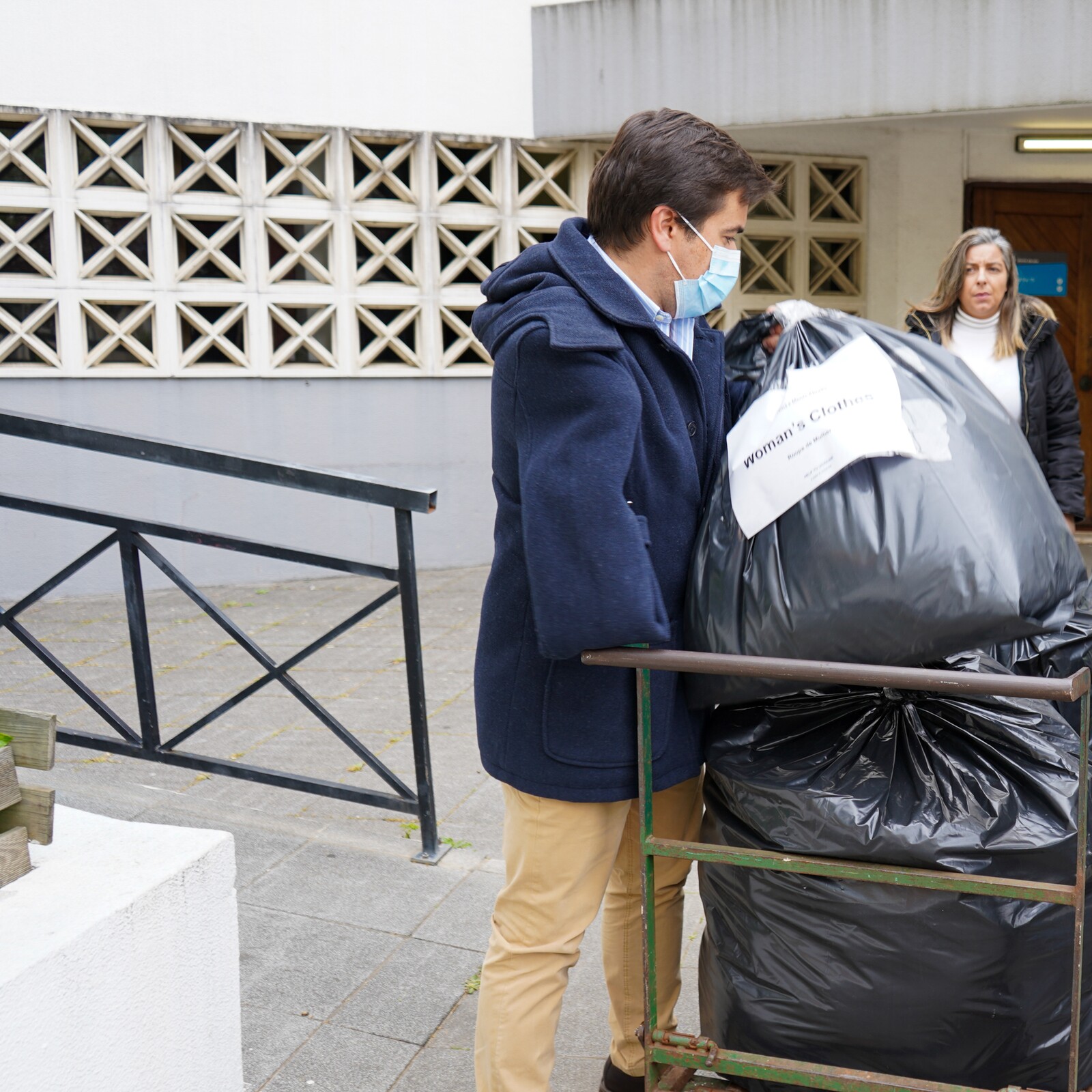 Ajuda à Ucrânia | Entrega de Bens