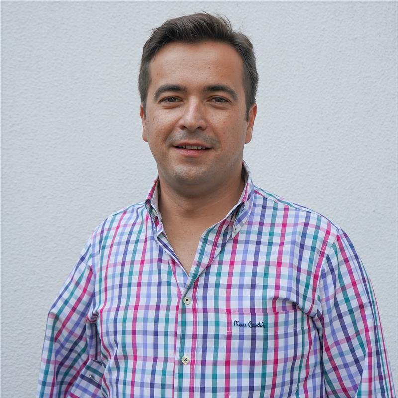 Pedro Oliveira Br&aacute;s 